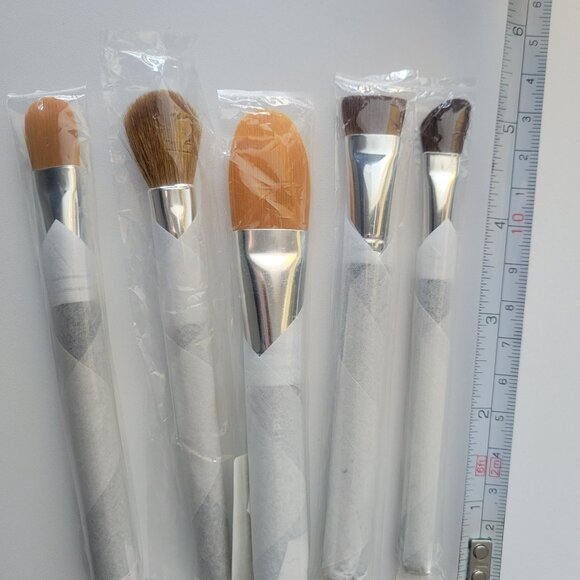 i.d. Bare Escentuals Cosmetic Brush Lot Max Coverage Face Brush Concealer SEALED - Picture 6 of 6